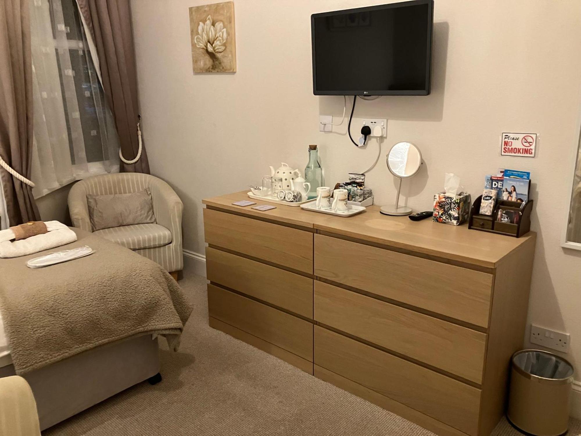 Cliveden Guest House Пейнтон Экстерьер фото